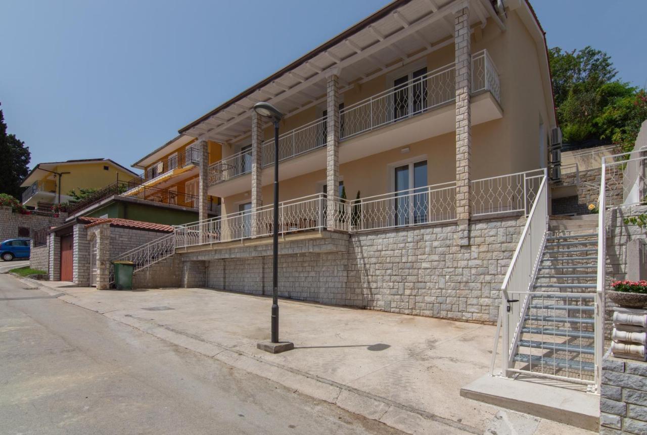 The Rose Garden Apartments Portoroz Exterior photo