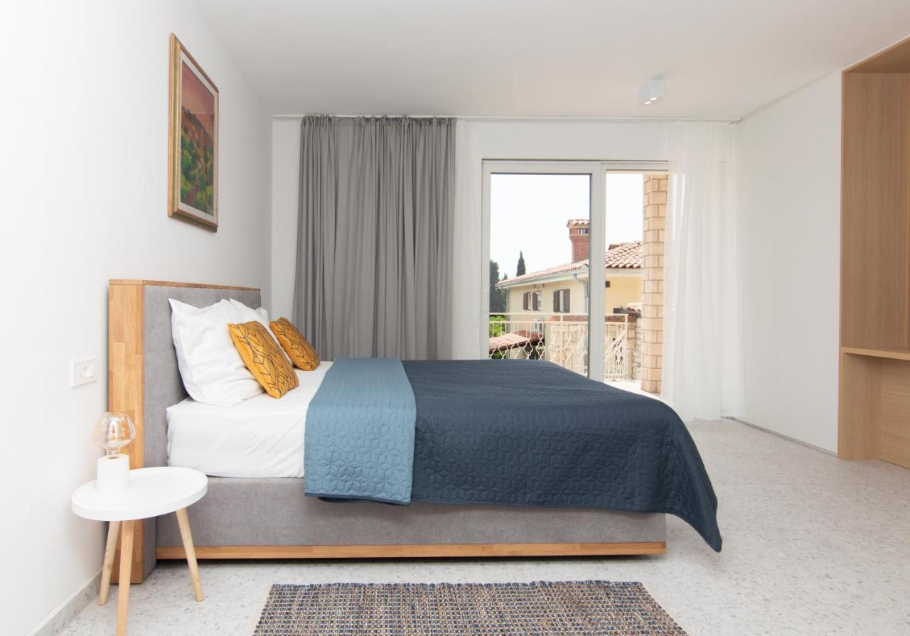 The Rose Garden Apartments Portoroz Exterior photo