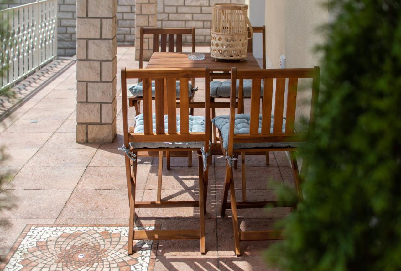 The Rose Garden Apartments Portoroz Exterior photo